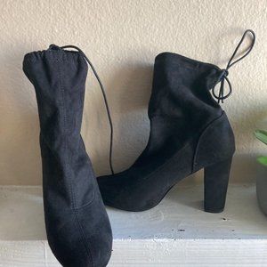🖤. Super cute ankle boots🖤
